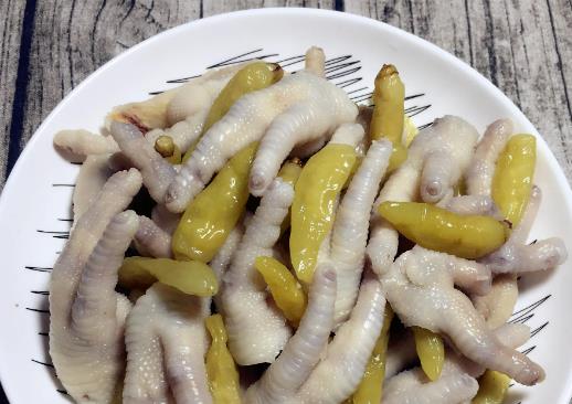 泡椒鳳爪開封了隔夜可以吃嗎?做泡椒鳳爪要剪指甲嗎