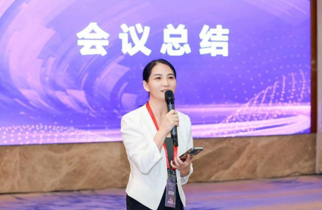 北京友誼醫(yī)院毛發(fā)健康與脫發(fā)疾病診療學(xué)術(shù)研討會(huì)順利召開(kāi) 北京友誼醫(yī)院毛發(fā)健康與脫發(fā)疾病診療學(xué)術(shù)研討會(huì)順利召開(kāi)