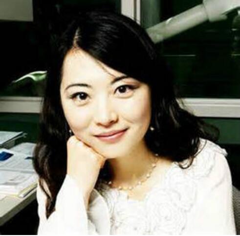 中國美女小神童何碧玉 14歲高考900分 當高考狀元上清華