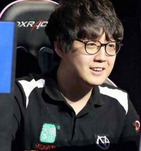 世界上最聰明的lol職業選手2.jpg