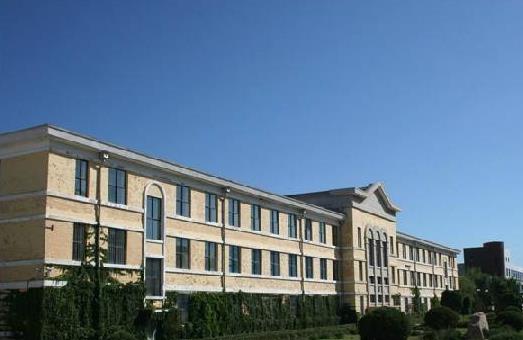 6、白城醫(yī)學高等專科學校.jpg