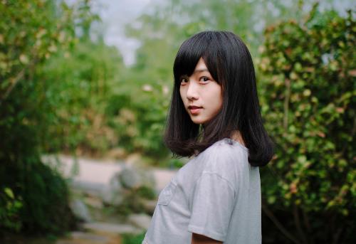 七、浙江大學(xué)城市學(xué)院校花——蔡卓音.jpg
