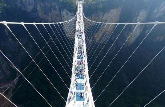 最令游客害怕的五大景區(qū)排行榜,張家界大峽谷玻璃橋你敢走嗎