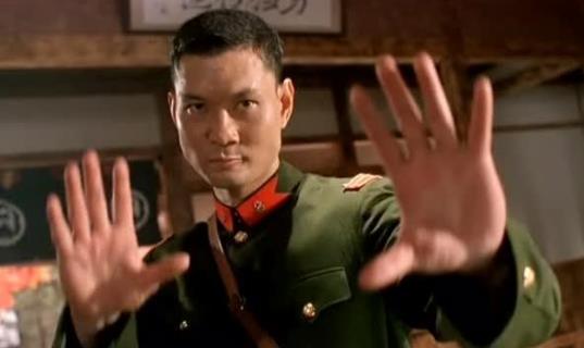 全球最能打的十大明星排行榜,李小龍第一,李連杰上榜!