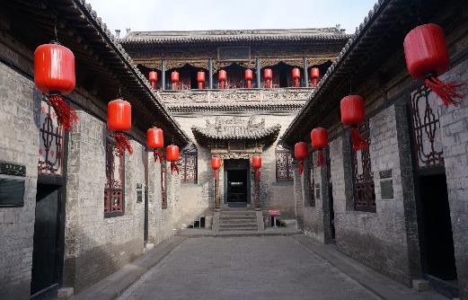 中國(guó)十大特色民居排行榜,福建土樓和大自然完美融合