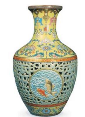 拍賣最貴的十大瓷器排行榜,元青花蕭何月下追韓信圖梅瓶8.4億!