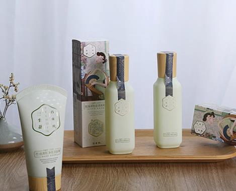 十大水乳套裝排行榜,黛珂牛、澳爾濱可以改善水油不平衡