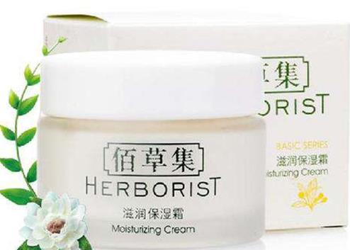 全球公認的十款最好用補水產品排名,活泉潤透水份露可持續保持濕潤