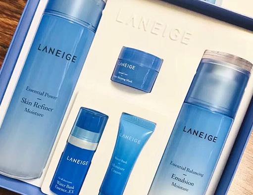 去新加坡十大必買化妝品排名,Bio-essence噴霧解決肌膚干燥