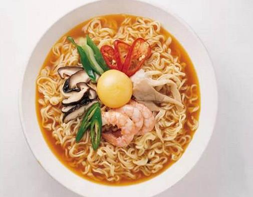 超市必買零食清單排名,薯片、星球杯很受歡迎