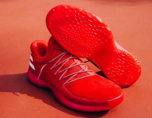 十大最帥籃球鞋排名,Adidas D Rose8、AJ6小麥色受歡迎