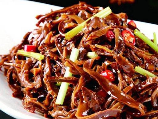 江西十大名菜排名,藜蒿炒臘肉、廬山石雞都很出名