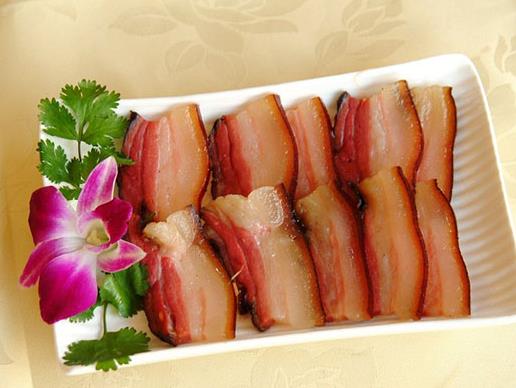 江西十大名菜排名,藜蒿炒臘肉、廬山石雞都很出名