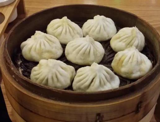 濟南必吃十大小吃排名,壇子肉肥而不膩,草包包子口感細膩
