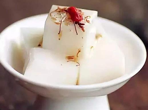 溫州五馬街必吃美食排名,府學(xué)巷三姐妹糯米飯的美味無(wú)法拒絕