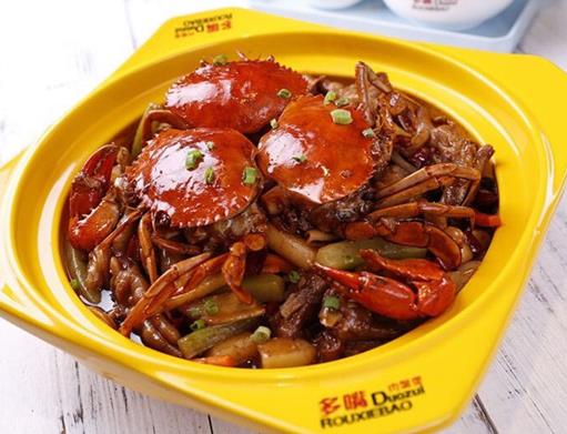 煙臺人氣最旺餐廳排行,多嘴肉蟹煲回頭客多,茅廬印象很火爆