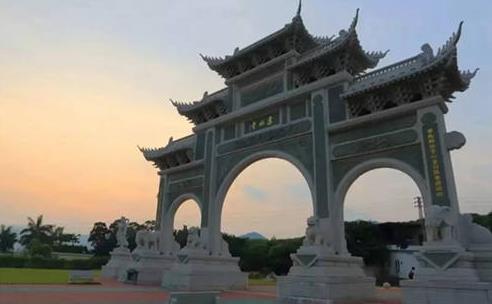 深圳7大香火旺盛的寺廟,羅湖區(qū)弘法寺自然風(fēng)景優(yōu)美,鳳巖古廟信徒多