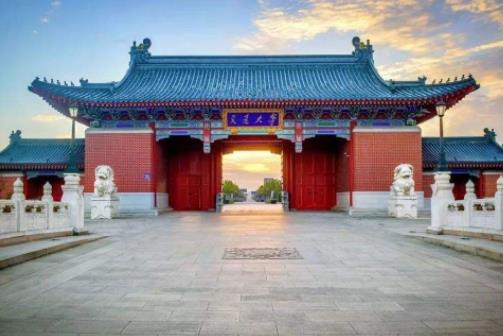 全國985工程大學排名,清華大學是世界頂尖學府,北京大學歷史悠久