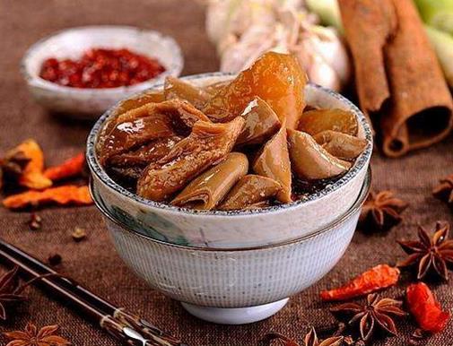 十大牛雜品牌排名,熊的鍋牛雜、濟公牛雜小吃專業健康美味