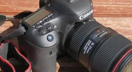 2020最值得入手的單反相機,佳能EOS 800D、尼康D7200拍攝順暢