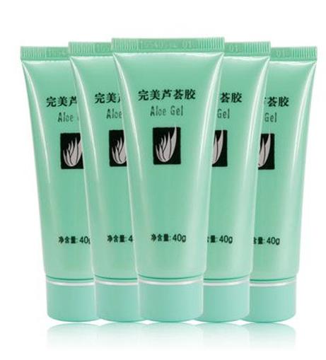 國(guó)貨口碑最好的護(hù)膚品排名,百雀羚水嫩倍現(xiàn)爽膚水補(bǔ)水保濕溫和