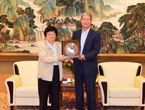 世界十大商界女強人排名,安妮·洛韋容、謝企華是新時代女性的楷模