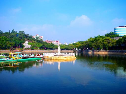 東莞美食最多的景點,中國圣心糕點博物館、長安新民食街有代表性