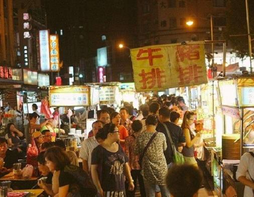 哈爾濱五大夜市排名,香坊大夜市、哈師大小吃街地方美食味道好