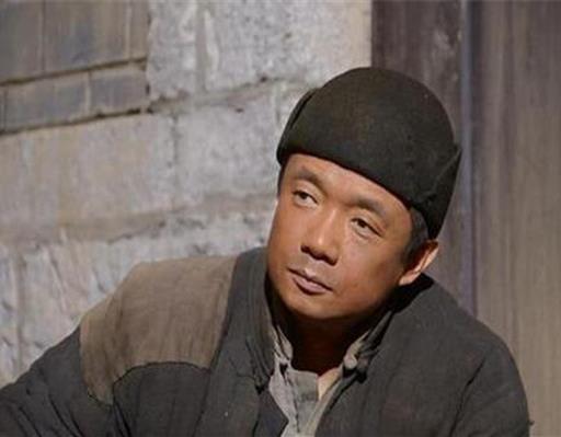 北影十大演員教師,謝園代表作有孩子王、黃磊代表作是橘子紅了
