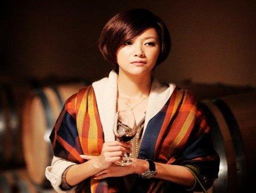 北影十大演員教師,謝園代表作有孩子王、黃磊代表作是橘子紅了