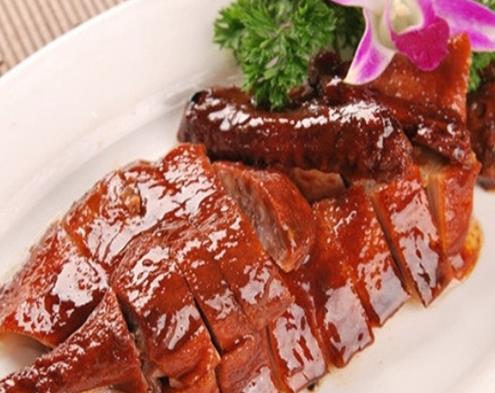 中國十大頂級名菜排名,北京烤鴨肥而不膩、麻婆豆腐濃郁獨特