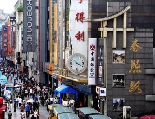 成都旅游必去的網(wǎng)紅景點,寬窄巷子、錦里古街感受古蜀文化