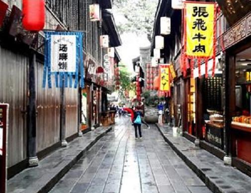 成都旅游必去的網(wǎng)紅景點,寬窄巷子、錦里古街感受古蜀文化