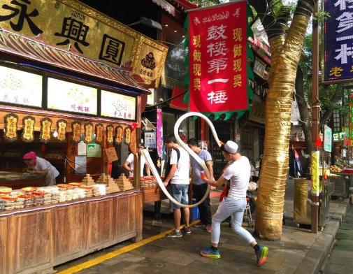 中國十大美食最多的景點,南京夫子廟、西安回民街是網(wǎng)紅打卡地