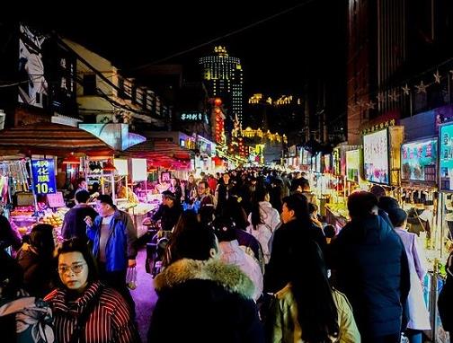 中國十大美食最多的景點,南京夫子廟、西安回民街是網(wǎng)紅打卡地