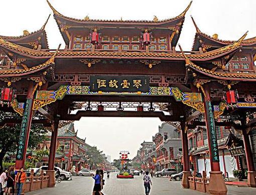 成都十大夜景最美的地方,錦里具有商業(yè)氣息、安順廊橋風(fēng)格古雅