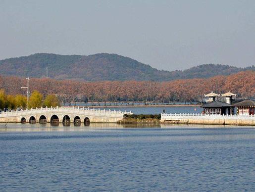武漢十大冬季旅游好去處,東湖風景區、武漢市黃鶴樓公園資源豐富