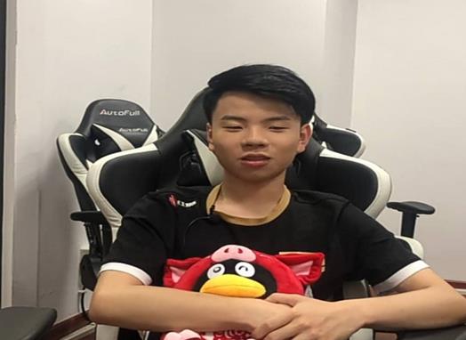 王者榮耀十大中單選手排行榜,CAT貓神能力突出、久誠的游戲手感好