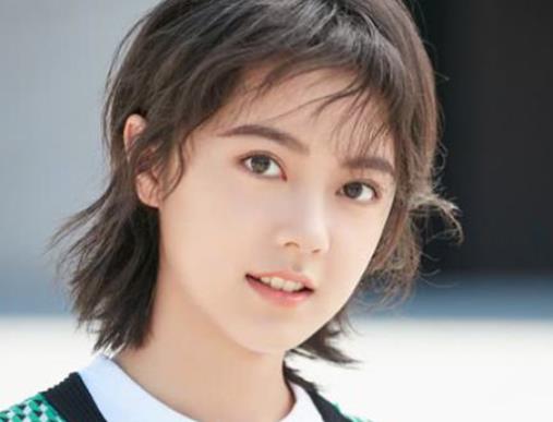 00后女明星最好看排行榜,張子楓、歐陽娜娜年紀小卻很有成就