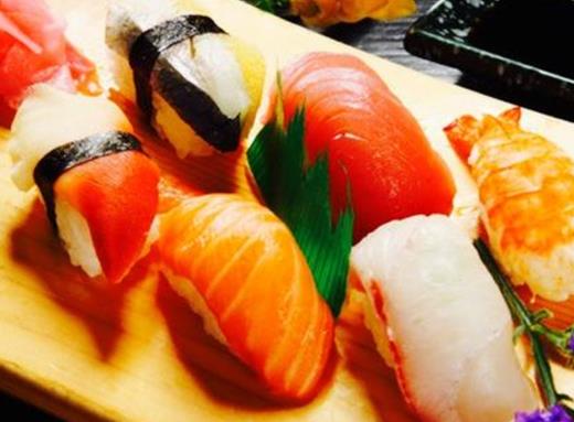 國內(nèi)最好的日本料理學(xué)院,瀨戶料理學(xué)院、糊世料理學(xué)院真正做到手把手教學(xué)