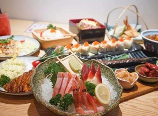 國內(nèi)最好的日本料理學(xué)院,瀨戶料理學(xué)院、糊世料理學(xué)院真正做到手把手教學(xué)