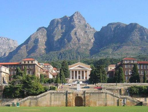 全球最美六所大學排行榜,劍橋大學美如畫卷、貝里學院自然風景美妙