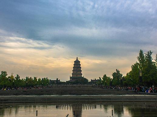 中國最美的十大古建筑排名,萬里長城是奇跡,莫高窟是佛教藝術的寶庫