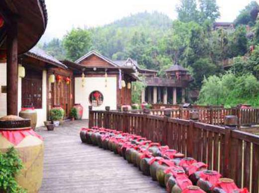 贛州十大風(fēng)景名勝景點(diǎn),羅漢巖風(fēng)景名勝區(qū)、郁孤臺(tái)歷史文化街區(qū)體驗(yàn)感好