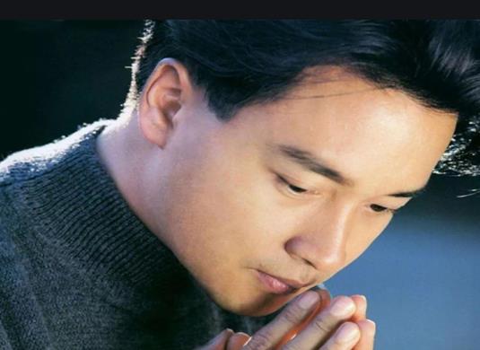 香港十大知名男星,張國(guó)榮永垂不朽,成龍成就卓越