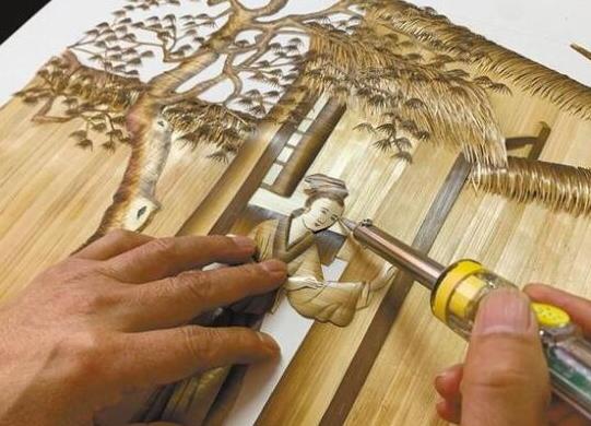陜西十大傳統(tǒng)手工藝品,皮影戲源遠(yuǎn)流長、陜北剪紙粗獷大氣