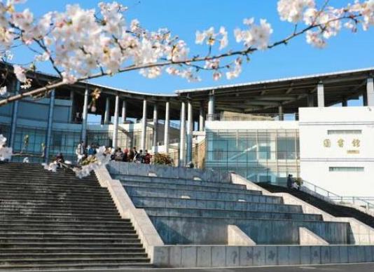 浙江十大最美大學校園,浙江大學歷史悠久、浙江工業大學校園環境優雅