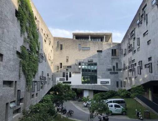 浙江十大最美大學校園,浙江大學歷史悠久、浙江工業大學校園環境優雅
