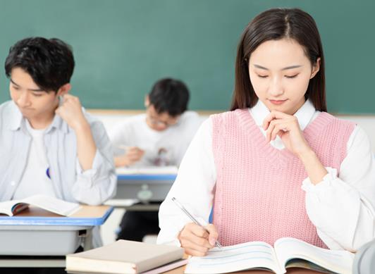 康定市十大教育培訓機構排名,晉級文化藝術培訓學校采用三位一體教學法