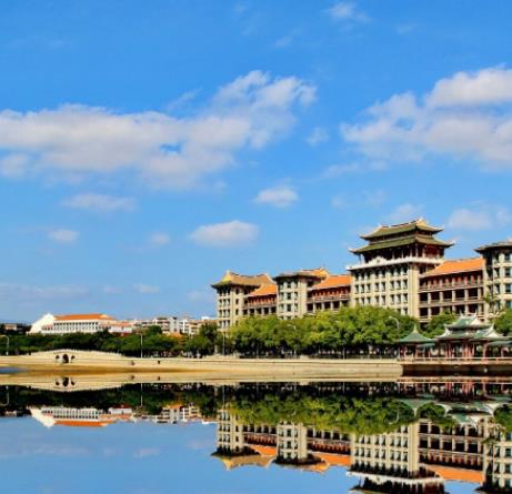 西班牙格拉納達(dá)四大旅游排行 薩拉內(nèi)瓦達(dá)公園可以享受迎風(fēng)滑翔的快感